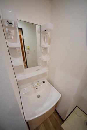 ヒルズ東日暮里の物件内観写真